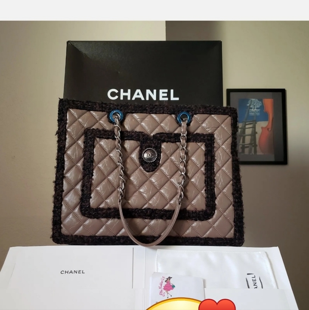 Chanel shopping Tote brown calfskin bag